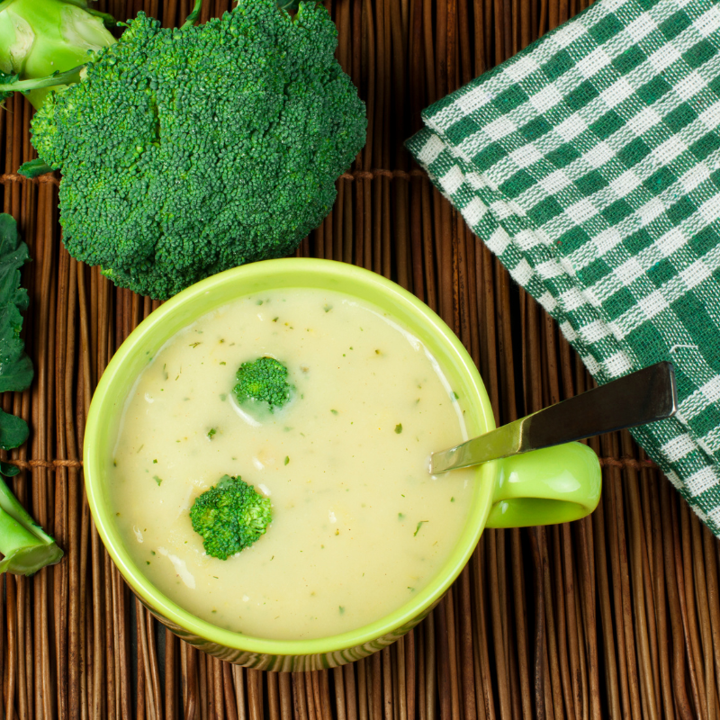 Supă-cremă cu broccoli - de la 6 luni