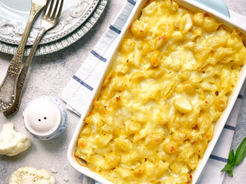 Macaroane cu Brânză și Conopidă la Cuptor