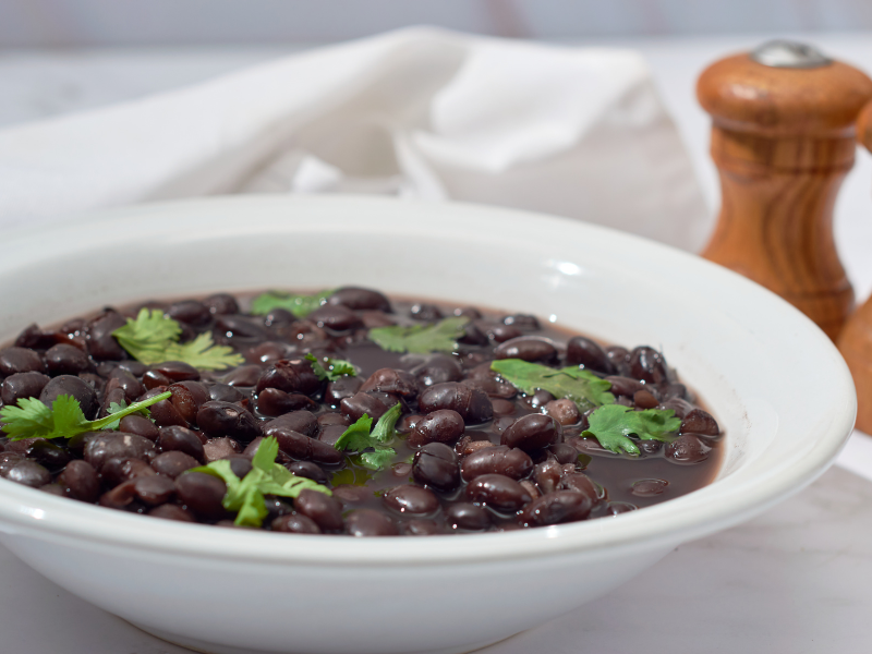 Supă de Fasole Neagră