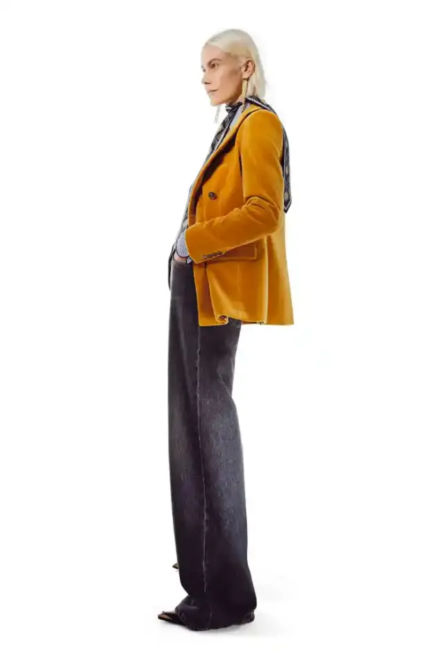 Etro Pre-Fall 2024: Maximalismul Minimalist în Noua Era a Modei Italiene